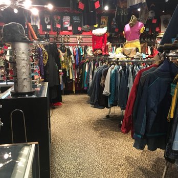 Leopard Lounge - Used, Vintage & Consignment Near Me - Houston, Texas