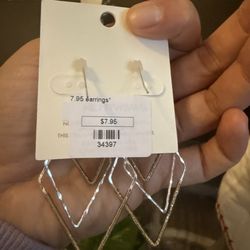 The Niche - Price for earrings