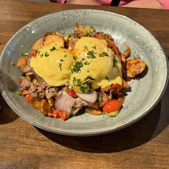 Great Maple - Ribeye hash with poached eggs - Breakfast & Brunch Near Me - Anaheim, California Great Maple - Ribeye hash with poached eggs - Breakfast & Brunch Near Me - Anaheim, California