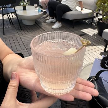 ELOREA - GIT Drink - Perfume Near Me - Los Angeles, California ELOREA - GIT Drink - Perfume Near Me - Los Angeles, California