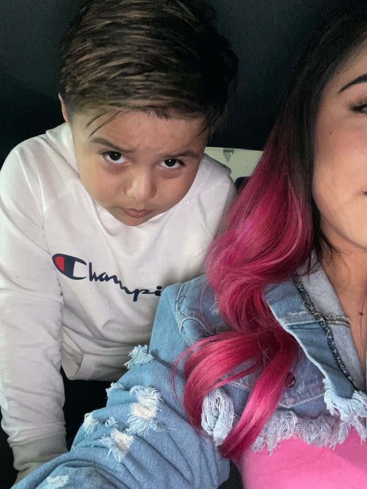 Baydaa Beauty Salon & Spa Logo