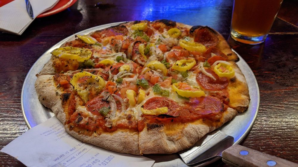 Baristas Cafe and Pub Logo