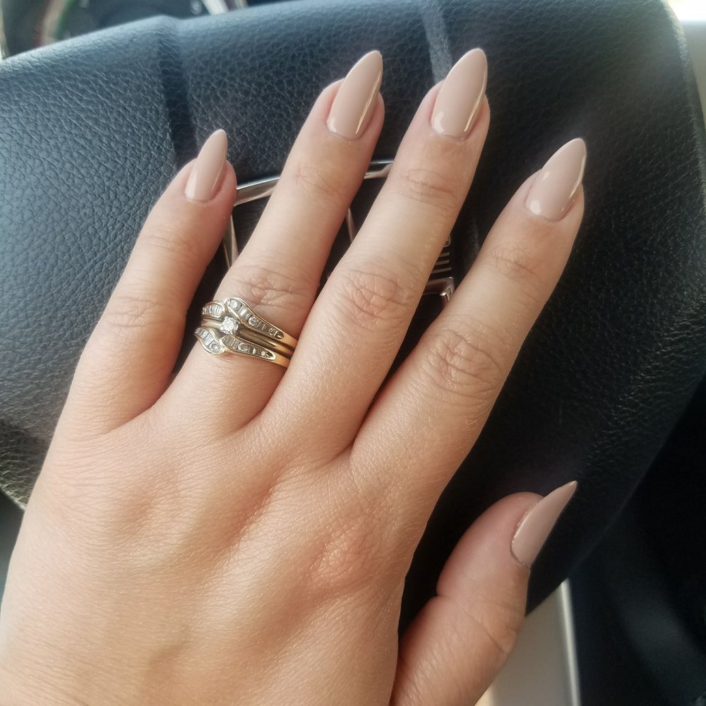 Ivy's Nails & Spa - Love this color so I had to get it again 488 - Nail Salons Near Me - Temecula, California