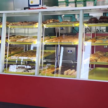 D's Donuts - Donuts Near Me - Anaheim, California