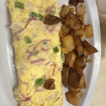 Sam's Place - Western omelette - Diners Near Me - North Myrtle Beach, South Carolina