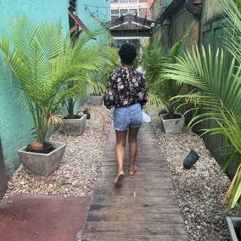 Cuban Pete's - Walkway in and out of restaurant - Cuban Near Me - Montclair, New Jersey