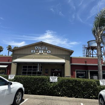 Phil's BBQ - Most parking spaces up front are "ride share" parking spaces. Only a couple non-ride share spots. - Barbeque Near Me - San Diego, California Phil's BBQ - Most parking spaces up front are "ride share" parking spaces. Only a couple non-ride share spots. - Barbeque Near Me - San Diego, California