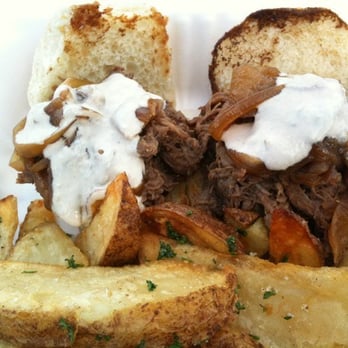 Eat Curbside - short rib sliders w/ fries - Food Stands Near Me Eat Curbside - short rib sliders w/ fries - Food Stands Near Me