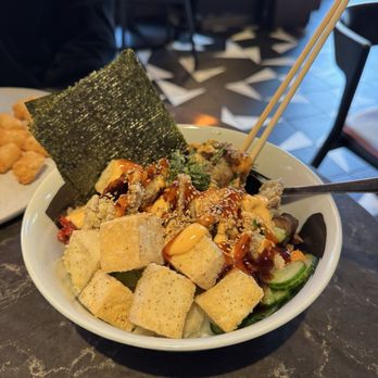 PLANTA Queen Chicago - POKE BOWL - Sushi Bars Near Me - Chicago, Illinois PLANTA Queen Chicago - POKE BOWL - Sushi Bars Near Me - Chicago, Illinois