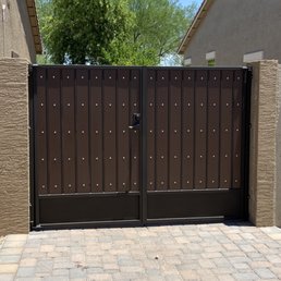 RV gate