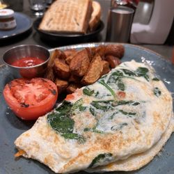 &More by Sheraton - Spinach, egg, white omelette