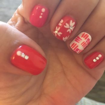 Nails Pro - Hahn is still the best!! - Nail Salons Near Me - Warren, Ohio
