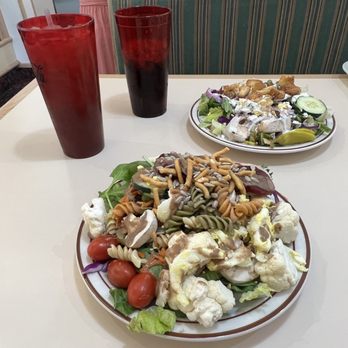 Dollie's Soup And Salad - Soup Near Me - Sandy, Utah Dollie's Soup And Salad - Soup Near Me - Sandy, Utah