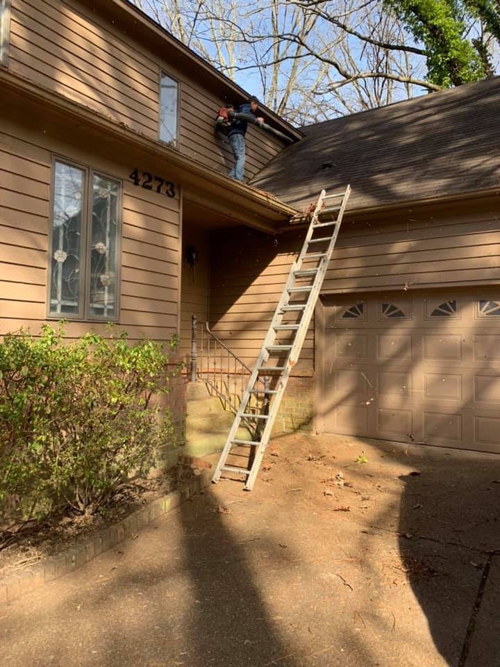Woods Lawncare - tree service in Memphis, TN