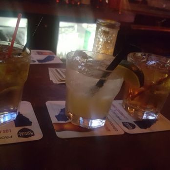 Residuals Tavern - Sports Bars Near Me - Studio City, California