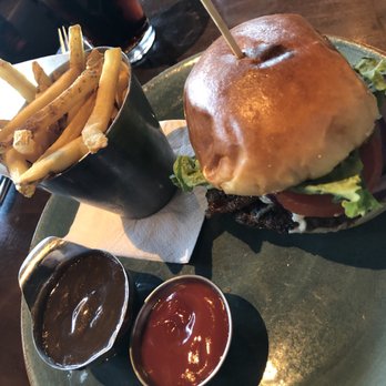 Milestones Restaurants - Burger. - Bars Near Me - Barrie, Ontario
