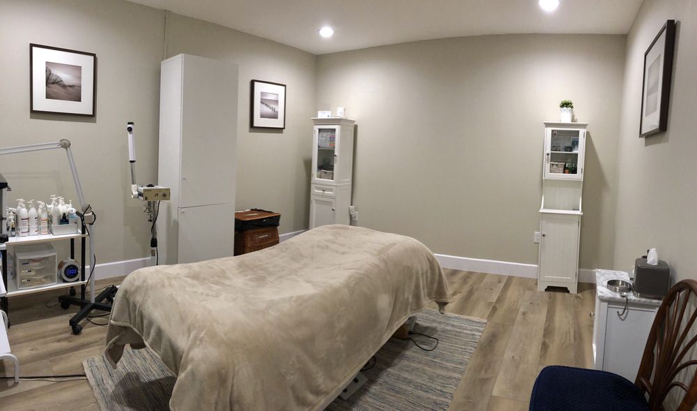 Forever Young By Susan Logo