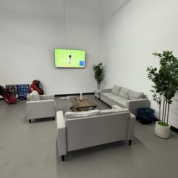 The Lab at Precision Golf Centers - The lounge area where you can wait for your time slot or take a short break during practice - Golf Lessons Near Me - Torrance, California The Lab at Precision Golf Centers - The lounge area where you can wait for your time slot or take a short break during practice - Golf Lessons Near Me - Torrance, California