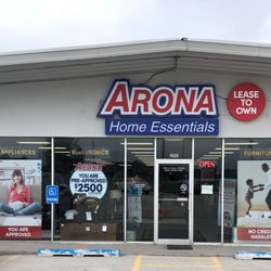 Arona Home Essentials Marshalltown - Store entrance