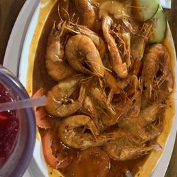 Camarones Cucarachas Camarones Cucarachas