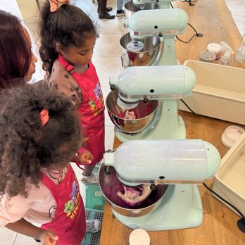 Slime Kitchen - Art Classes Near Me - San Mateo, California