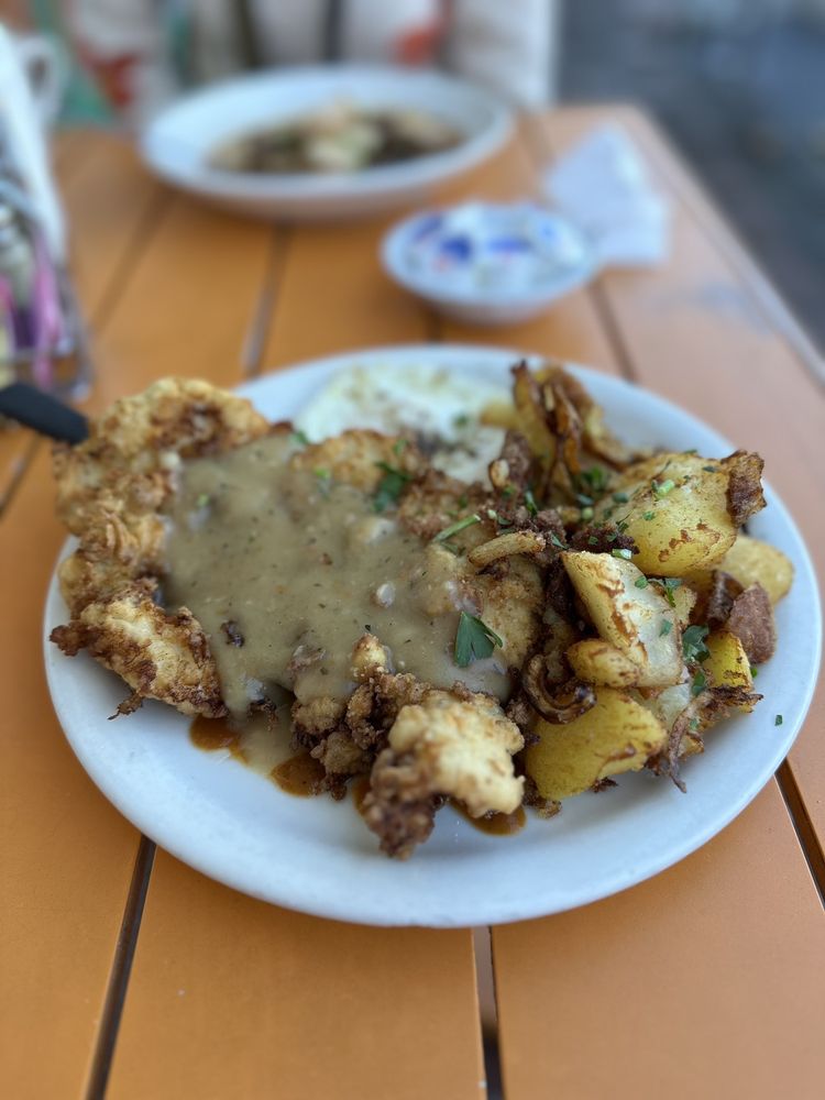 Cindy's Eagle Rock Restaurant