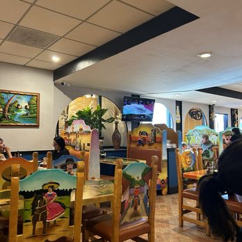 Acapulco Mexican Restaurant - Inside - Mexican Near Me - Fargo, North Dakota