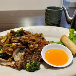 ZABB Thai OKC - Pad See-Ew Lunch Special