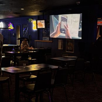 Q's Billiards & Eatery - TV 's - Pool Halls Near Me - Boise, Idaho Q's Billiards & Eatery - TV 's - Pool Halls Near Me - Boise, Idaho