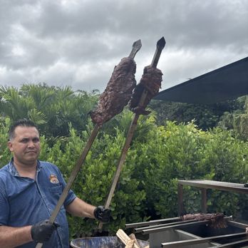 Nando Grill - Grill area. All natural, only salt added and cooked with wood. - Venezuelan Near Me - Davie, Florida Nando Grill - Grill area. All natural, only salt added and cooked with wood. - Venezuelan Near Me - Davie, Florida