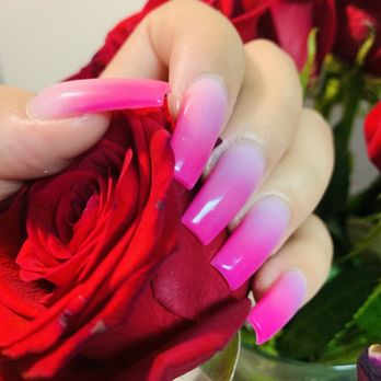 SA Nails Spa 1 - Pink tapered ombre nails - Nail Salons Near Me - San Antonio, Texas