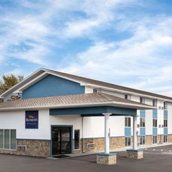 Super 8 by Wyndham Liberty NE Kansas City Area - Exterior