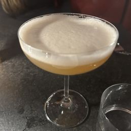 Some kind of lemon cocktail delish