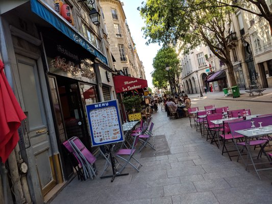 BRASSERIE LE TAMBOUR by null