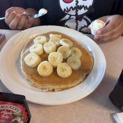 Town & Country II - Banana pancakes