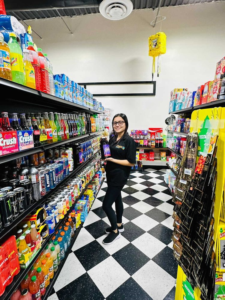 EL CHAPITO LATIN MARKET Updated October 2024 60 Photos 8415