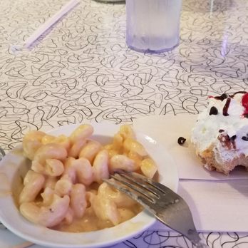 Sunliner Diner - Mac and cheese w a.kick! - Diners Near Me - Pigeon Forge, Tennessee Sunliner Diner - Mac and cheese w a.kick! - Diners Near Me - Pigeon Forge, Tennessee