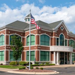 Peoples Bank of Kankakee County - 333 East Court Street, Kankakee, IL  60901