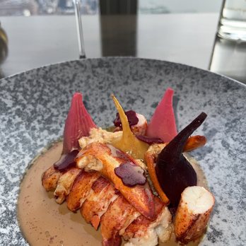 Peak with Priceless Restaurant & Bar - Main lobster - New American Near Me - New York, New York Peak with Priceless Restaurant & Bar - Main lobster - New American Near Me - New York, New York