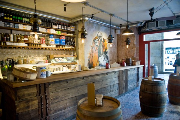 Bodega Vidrios y Cristales by null