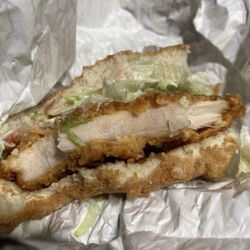 Wendy's - You can see the cooked and uncooked area. YUCK!