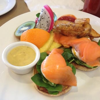 OEB Breakfast - Bridgeland - Salmon Benedict - Breakfast & Brunch Near Me - Calgary, Alberta OEB Breakfast - Bridgeland - Salmon Benedict - Breakfast & Brunch Near Me - Calgary, Alberta