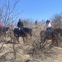 Rancho De Los Cerros - Riders