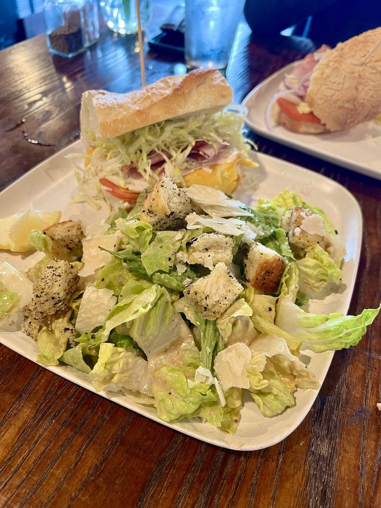 OAK DELI & BREWERY Updated April 2024 15 Photos & 18 Reviews 1101