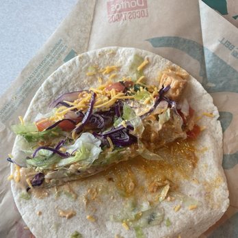 Taco Bell - Cantina Chicken Soft Taco - Fast Food Near Me - Baden, Pennsylvania Taco Bell - Cantina Chicken Soft Taco - Fast Food Near Me - Baden, Pennsylvania