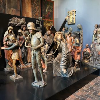 Muzeum Narodowe - Art Museums Near Me - Warsaw, MZ