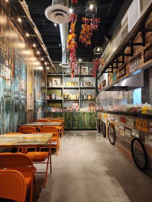 Block 9 Thai Street Eats/Henderson by null