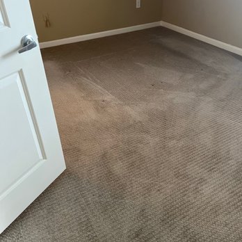 Rosemeade at Olympus Pointe Apartments - Stained carpet that also smelled like dog pee. This was the day of move in. - Apartments Near Me - Roseville, California Rosemeade at Olympus Pointe Apartments - Stained carpet that also smelled like dog pee. This was the day of move in. - Apartments Near Me - Roseville, California