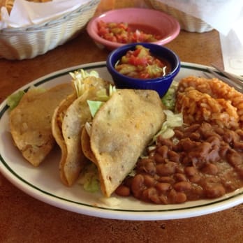 La Mexicana - Taco plate - Mexican Near Me - Albuquerque, New Mexico La Mexicana - Taco plate - Mexican Near Me - Albuquerque, New Mexico