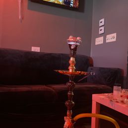 a hookah in a living room a hookah in a living room